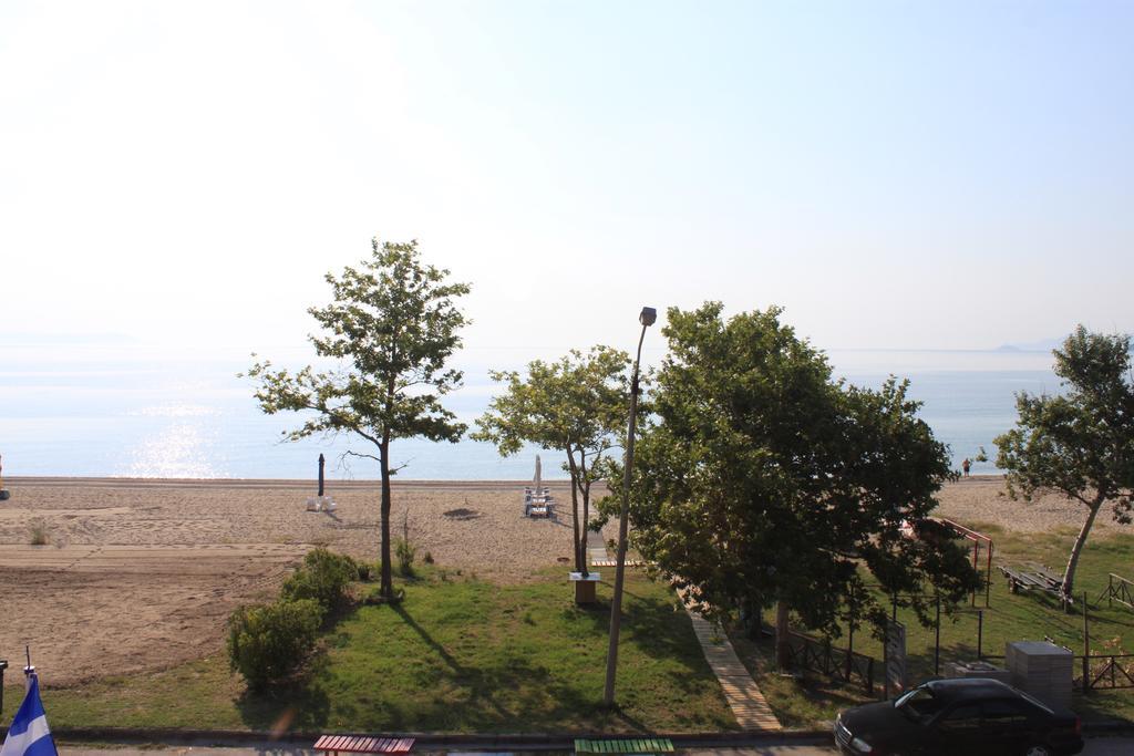 Vrasná Kehagias Apartments מראה חיצוני תמונה
